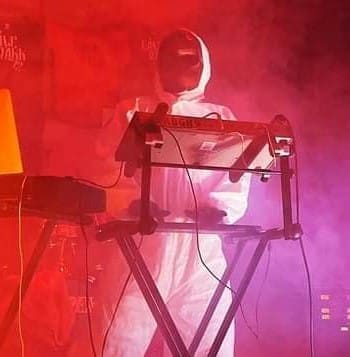 M4c Releases Apoptygma Berzerk Produced Instrumental Ep'Music For Cars'
