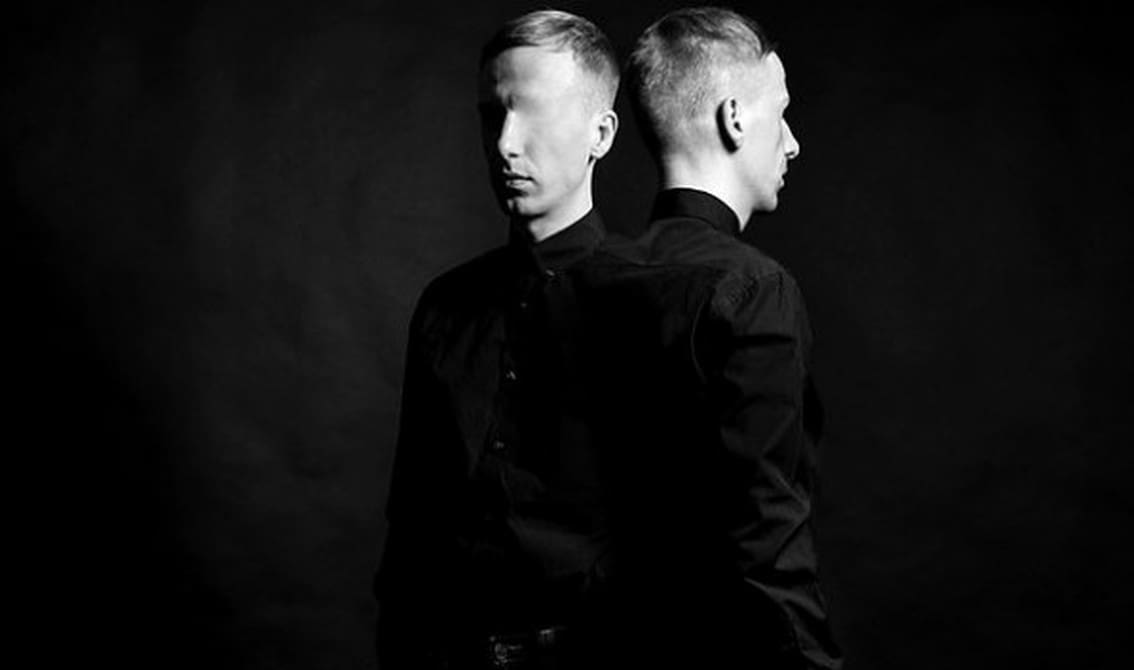 ten-walls-homophobic