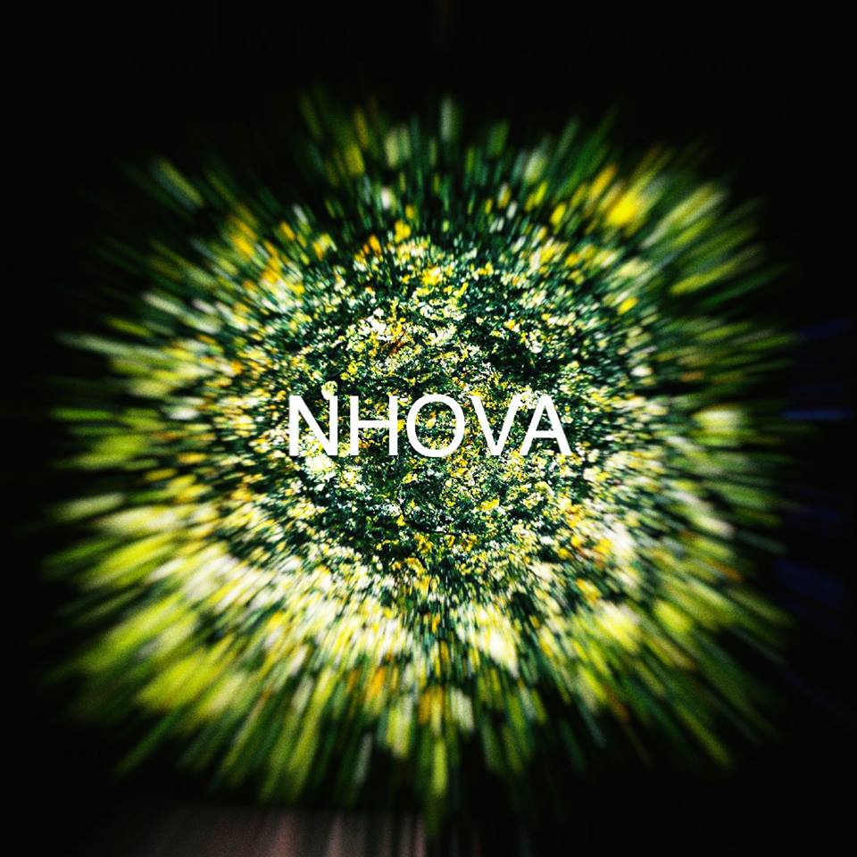 Nhova