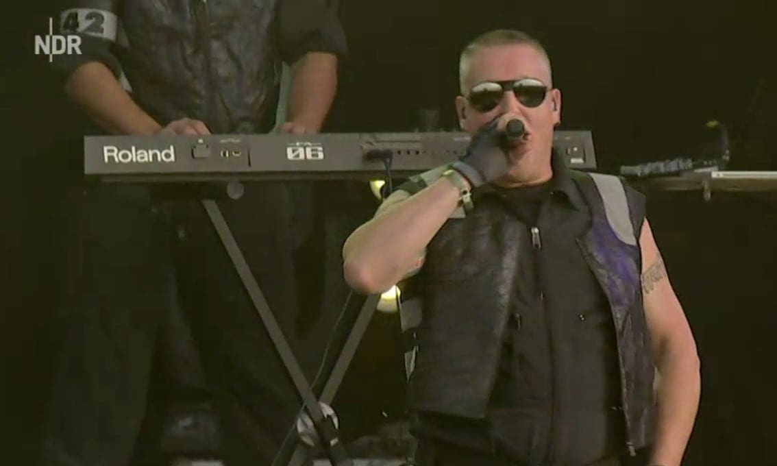 front 242 mera luna