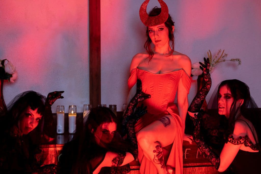 Dark pop / darkwave act Bara Hari back with all new single and video for 'House of the Devil'