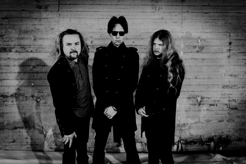 Finish gothic metal act Sidewalk Mafia releases all new single, 'Hummingbird'