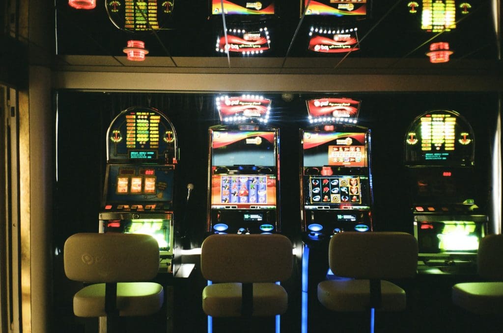 Slot Streaming and Content Creation: The Rising Trend in Virtual Slot Gaming