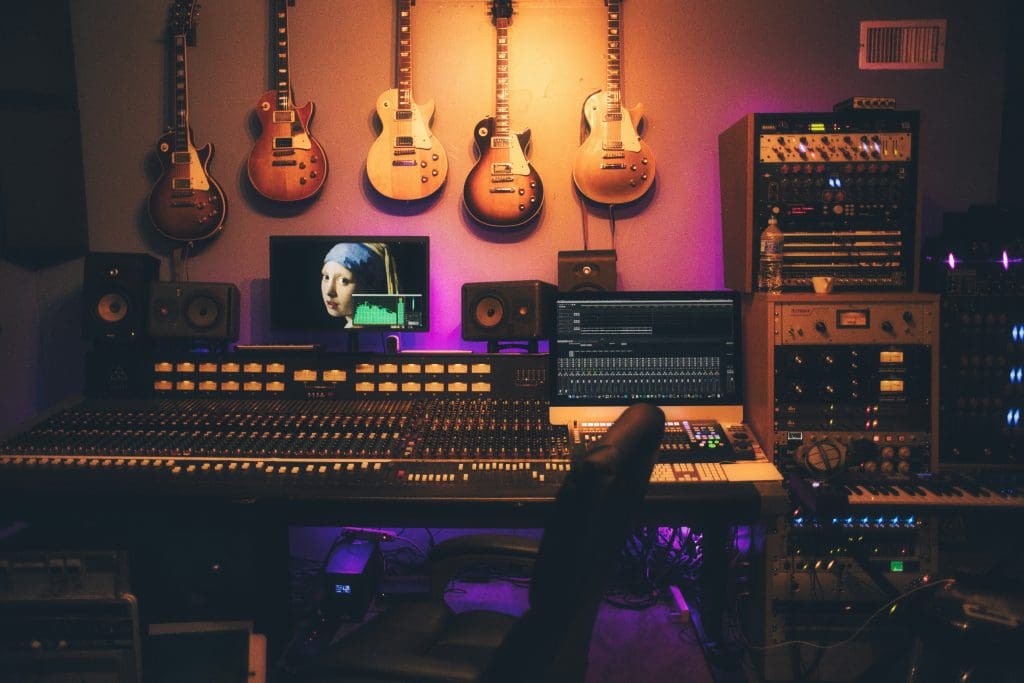 5 Tips for Maintaining Your Home Recording Studio